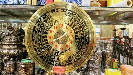 Đồng hồ mặt trống đồng Tự Hào người Việt Nam size 60cm