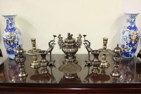 Bộ đỉnh đồng thờ cỡ nhỏ đầy đủ 10 món màu giả cổ