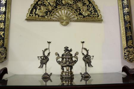 Bộ đỉnh thờ tam sự chạm song long chầu nguyệt cao 50cm