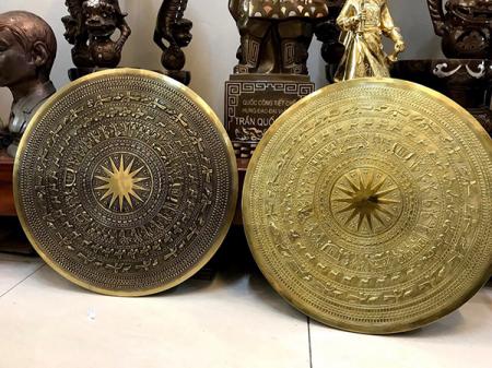 Mặt trống bằng đồng vàng gò thủ công