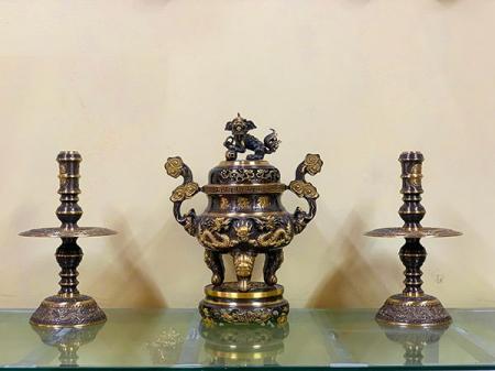 Bộ tam sự đỉnh đồng kích thước 42 chạm rồng nổi