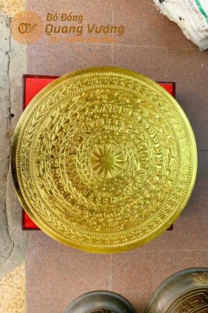 Trống đồng Đông Sơn mạ vàng đường kính mặt 60cm