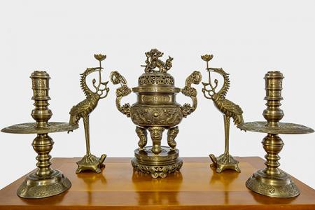 Bộ đỉnh đồng thờ cúng ngũ sự song long chầu nguyệt hun giả cổ