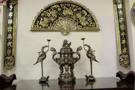 Bộ tam sự đỉnh đồng chạm rồng nổi 3 chữ vàng hàng đẹp