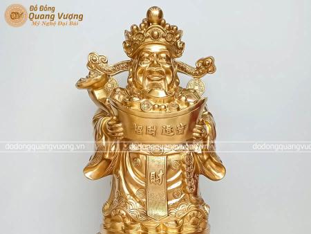 Tượng Thần Tài đứng ôm thỏi vàng bằng đồng mạ vàng 9999