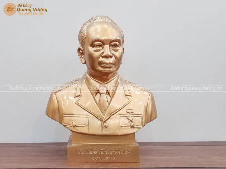 Tượng Đại Tướng Võ Nguyên Giáp bằng đồng cao 50cm