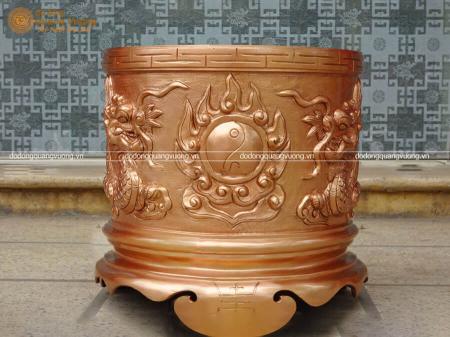 Bát hương bằng đồng đỏ chế tác nổi Rồng Chầu mặt Nguyệt đường kính 30cm