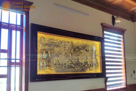 Tranh Vinh Quy Bái Tổ bằng đồng khung gỗ đèn led