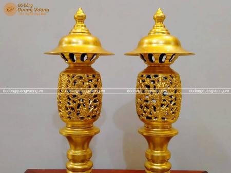 Đôi đèn thờ bằng đồng dát vàng 9999 cao 45cm