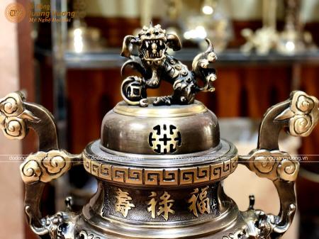 Đỉnh thờ chạm sòi bằng đồng cao 50cm