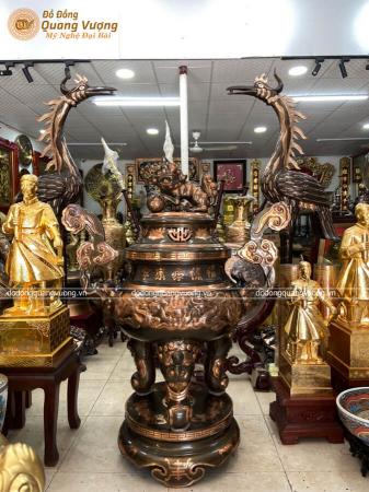 Lư hương bằng đồng đỏ phớt nỉ sử dụng ngoài trời cao 1m4