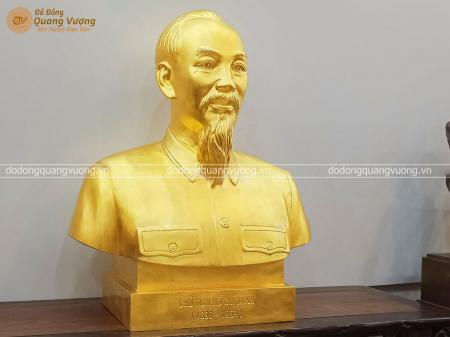 Tượng Bác Hồ bán thân bằng đồng mạ vàng 24k cao 69cm 