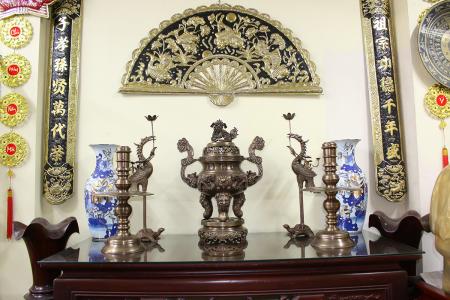 Bộ ngũ sự bằng đồng hun giả cổ chạm rồng chầu mặt nguyệt