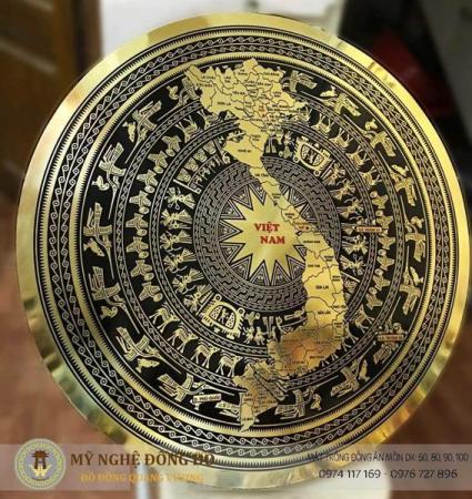 Mặt trống đồng ăn mòn hoa văn bản đồ Việt Nam