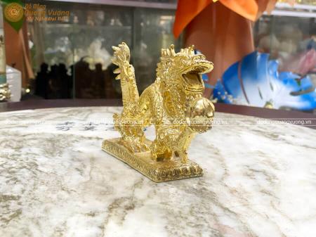 Tượng Rồng phong thủy bằng đồng mạ vàng 24k cao 10cm
