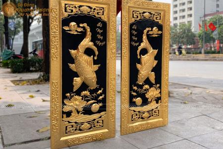 Tranh lý ngư vọng nguyệt bằng đồng 1m1 x 55cm mạ vàng khung đồng liền tấm