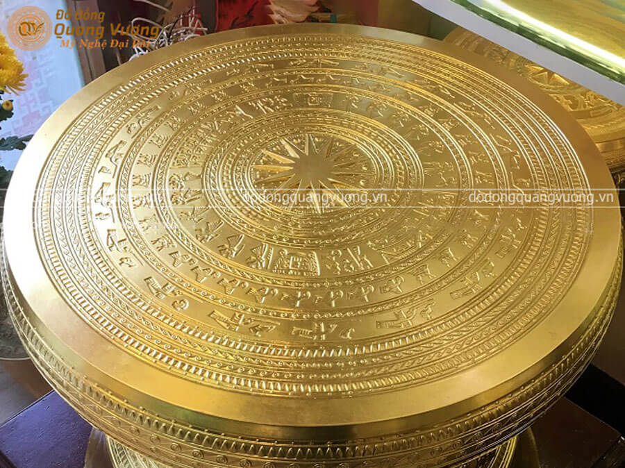 Trống đồng Ngọc Lũ dát vàng 9999 đường kính 60cm